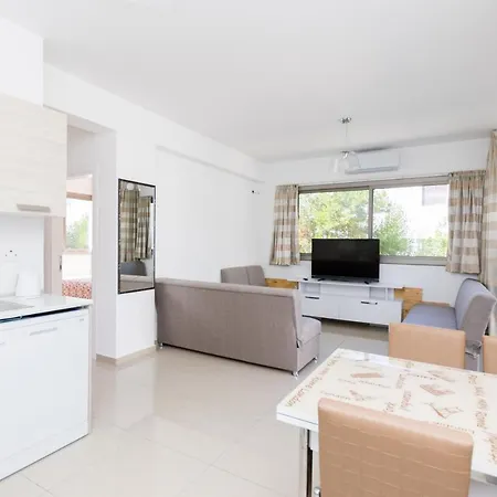 Lägenhet Luxury One-Bedroom Apartment In A Modern Palmera Resort 8-6 *