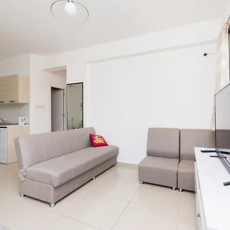 Luxury One-Bedroom Apartment In A Modern Palmera Resort 8-6 Kyrenia (Northern Cyprus)
